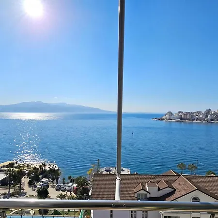 Apartment Happy Vincent - 270 /w Sea View Balcony - Happy *