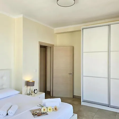Happy Vincent - 270 /w Sea View Balcony - Happy Apartment Sarande